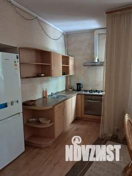 Дом 90м&sup2;, 2-этажный, посуточно, 