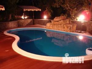 Дом 202м&sup2;, 2-этажный, посуточно, 