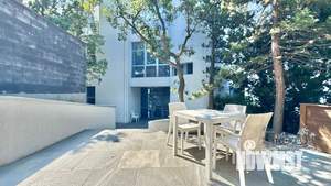 Дом 700м&sup2;, 6-этажный, посуточно, 