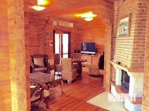 Дом 250м&sup2;, 2-этажный, посуточно, 