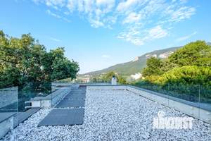 Дом 700м&sup2;, 2-этажный, посуточно, 