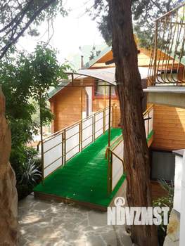 Дом 200м&sup2;, 3-этажный, посуточно, 