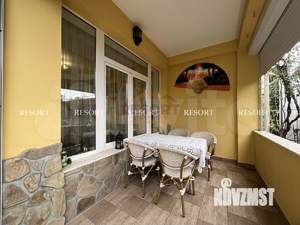 Дом 250м&sup2;, 3-этажный, посуточно, 