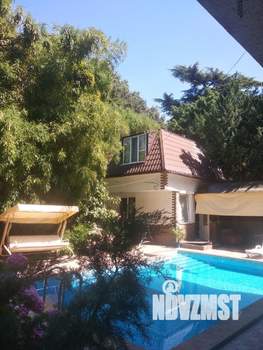 Дом 250м&sup2;, 2-этажный, посуточно, 