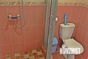 Дом 70м&sup2;, 3-этажный, посуточно, 