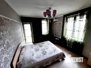 Дом 240м&sup2;, 3-этажный, посуточно, 