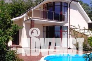 Дом 202м&sup2;, 2-этажный, посуточно, 