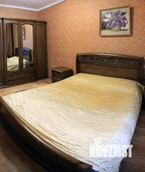 Дом 250м&sup2;, 3-этажный, посуточно, 