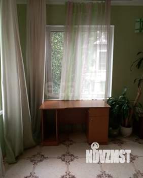 Дом 100м², 2-этажный, на длительный срок, 