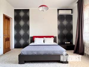 Дом 400м&sup2;, 4-этажный, посуточно, 