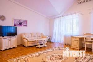 Дом 275м², 3-этажный, посуточно, 