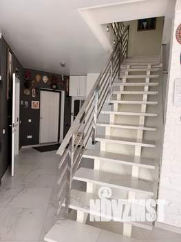 Дом 239м&sup2;, 2-этажный, посуточно, 