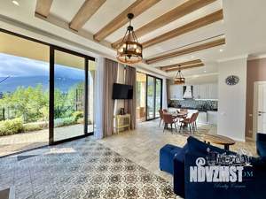 Дом 150м&sup2;, 2-этажный, посуточно, 