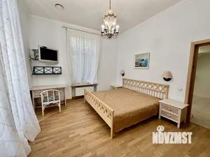 Дом 1050м², 5-этажный, посуточно, 