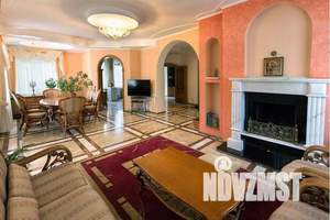 Дом 220м², 2-этажный, посуточно, 