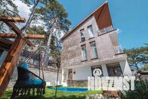 Дом 350м&sup2;, 3-этажный, посуточно, 