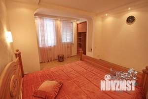 Дом 216м&sup2;, 2-этажный, посуточно, 