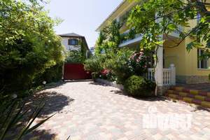 Дом 90м&sup2;, 2-этажный, посуточно, 