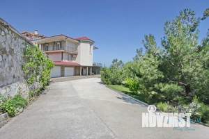 Дом 350м², 3-этажный, посуточно, 