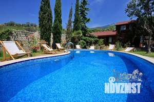 Дом 180м&sup2;, 2-этажный, посуточно, 