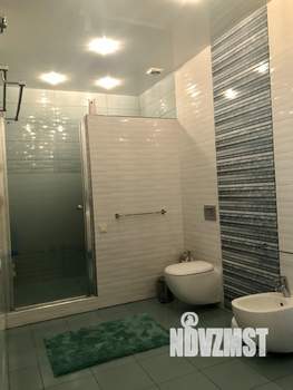 Коттедж 217м², 2-этажный, на длительный срок, 