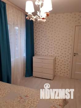 Дом 45м&sup2;, 3-этажный, посуточно, 