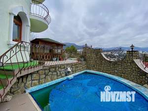 Дом 200м&sup2;, 3-этажный, посуточно, 