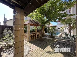 Дом 300м&sup2;, 3-этажный, посуточно, 