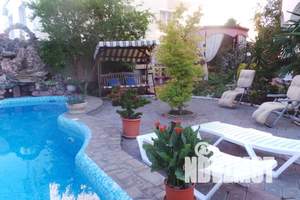 Дом 140м&sup2;, 3-этажный, посуточно, 