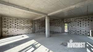 Дом 272м&sup2;, 3-этажный, участок 4 сот.  