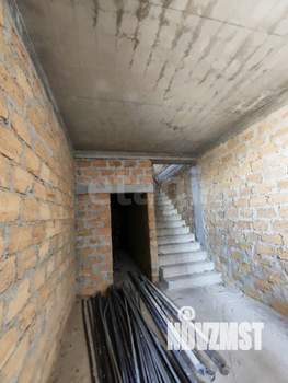 Дом 312м&sup2;, 3-этажный, участок 6 сот.  