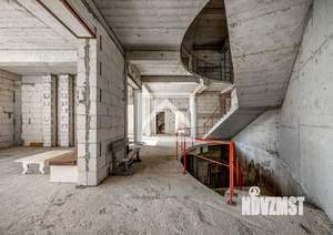 Дом 1080м&sup2;, 3-этажный, участок 14 сот.  