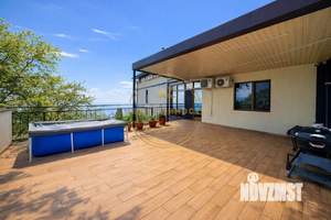 Дом 370м&sup2;, 4-этажный, участок 2 сот.  