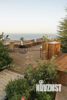 Дом 469м², 2-этажный, участок 32 сот.  