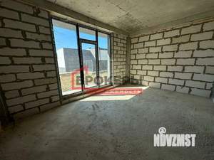 Дом 271м², 3-этажный, участок 6 сот.  
