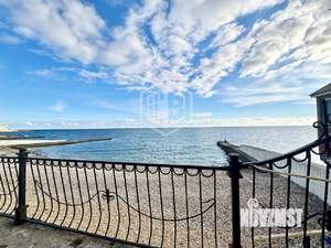 Таунхаус 120м², 5-этажный, участок 1 сот.  