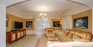 Дом 310м², 4-этажный, участок 10 сот.  