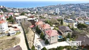 Дом 286м&sup2;, 3-этажный, участок 6 сот.  