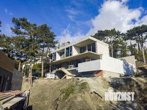 Дом 369м², 3-этажный, участок 7 сот.  