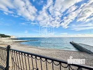 Таунхаус 120м², 5-этажный, участок 1 сот.  