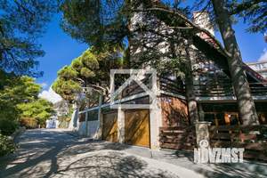 Дом 350м&sup2;, 3-этажный, участок 2 сот.  