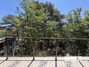 Дом 219м², 2-этажный, участок 3 сот.  