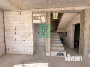 Дом 200м², 2-этажный, участок 6 сот.  