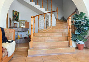 Дом 379м², 4-этажный, участок 546 сот.  