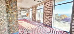 Дом 176м&sup2;, 2-этажный, участок 4 сот.  