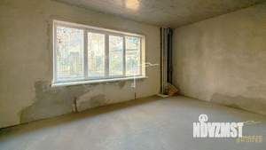 Дом 300м&sup2;, 3-этажный, участок 11 сот.  