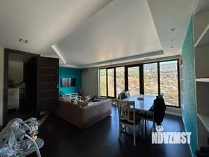 Дом 224м&sup2;, 3-этажный, участок 8 сот.  