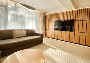 Дом 200м², 3-этажный, участок 2 сот.  