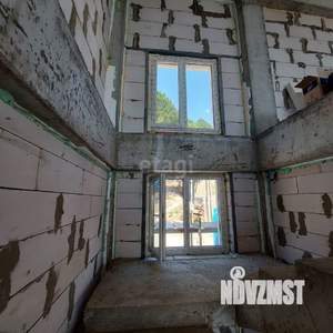 Дом 278м², 3-этажный, участок 6 сот.  
