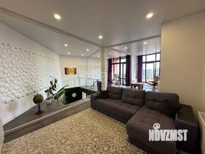 Дом 202м², 2-этажный, участок 3 сот.  